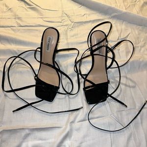 Steve Madden Strappy heels